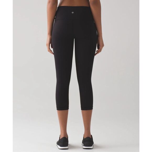 Lululemon Wunder Under Crop Full-On Luxtreme black size 6 - Picture 4 of 12